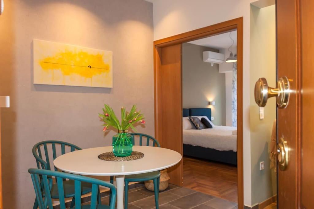 Deluxe Urban 2br By Nat. Archaelogical Museum * Athens