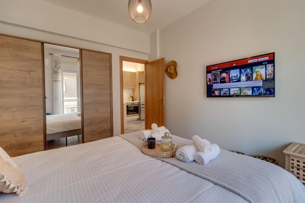 Deluxe Urban 2br By Nat. Archaelogical Museum Apartment *