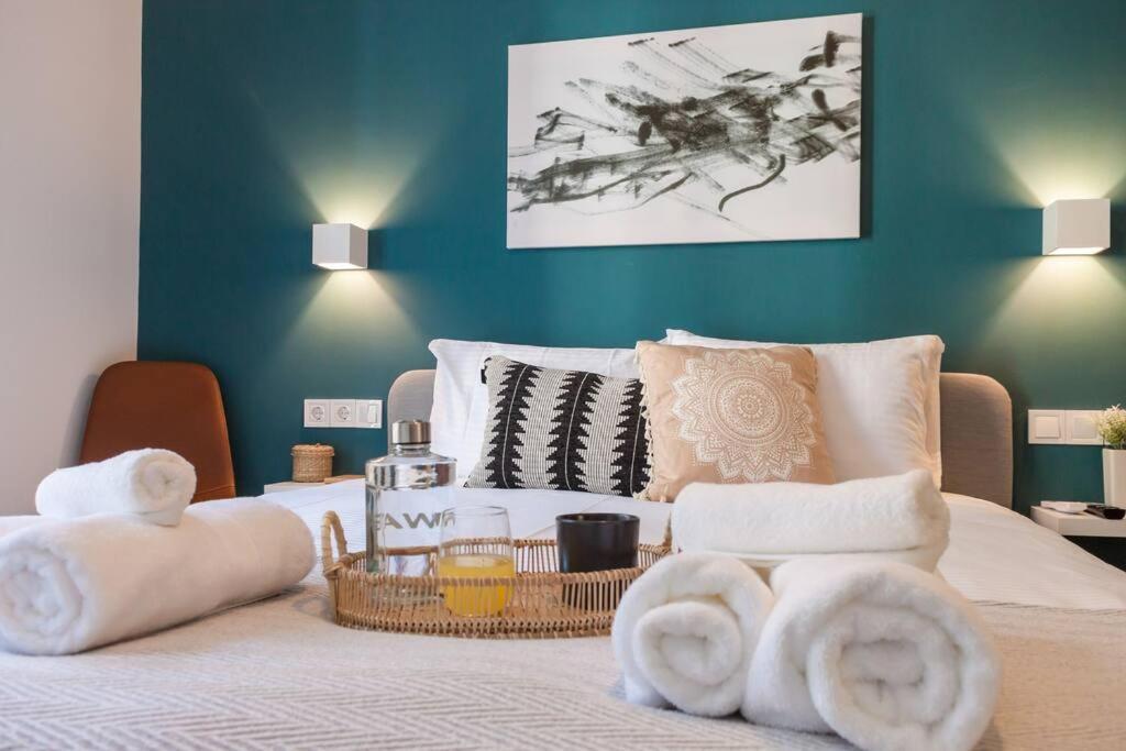 Deluxe Urban 2br By Nat. Archaelogical Museum Apartment Athens